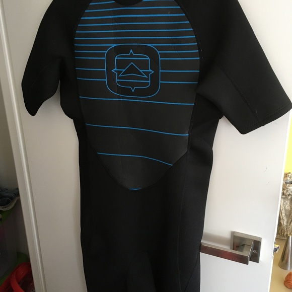 'Springsuit' - Picture 5 of 5